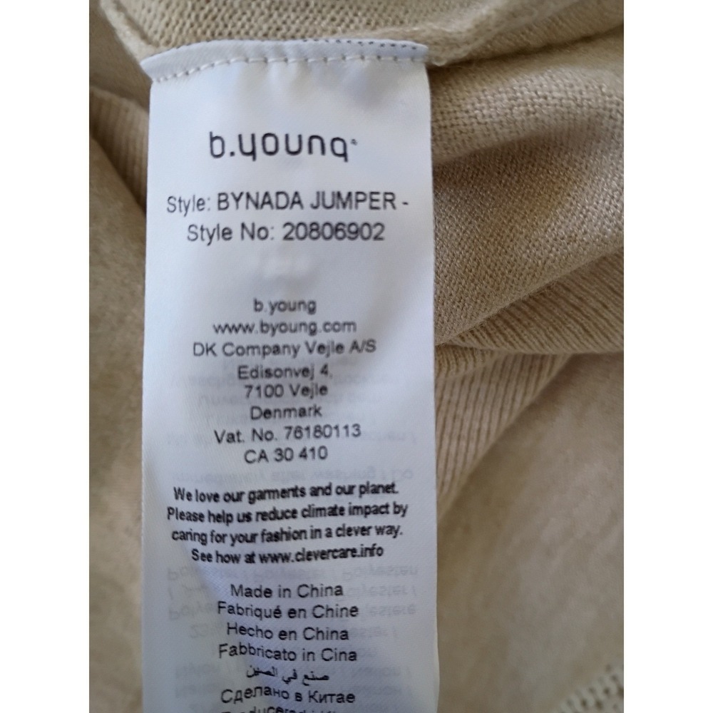 b.young Beige Button Shoulder Sweater L Fits M Neutral Essential Classic NWOT - Picture 13 of 15